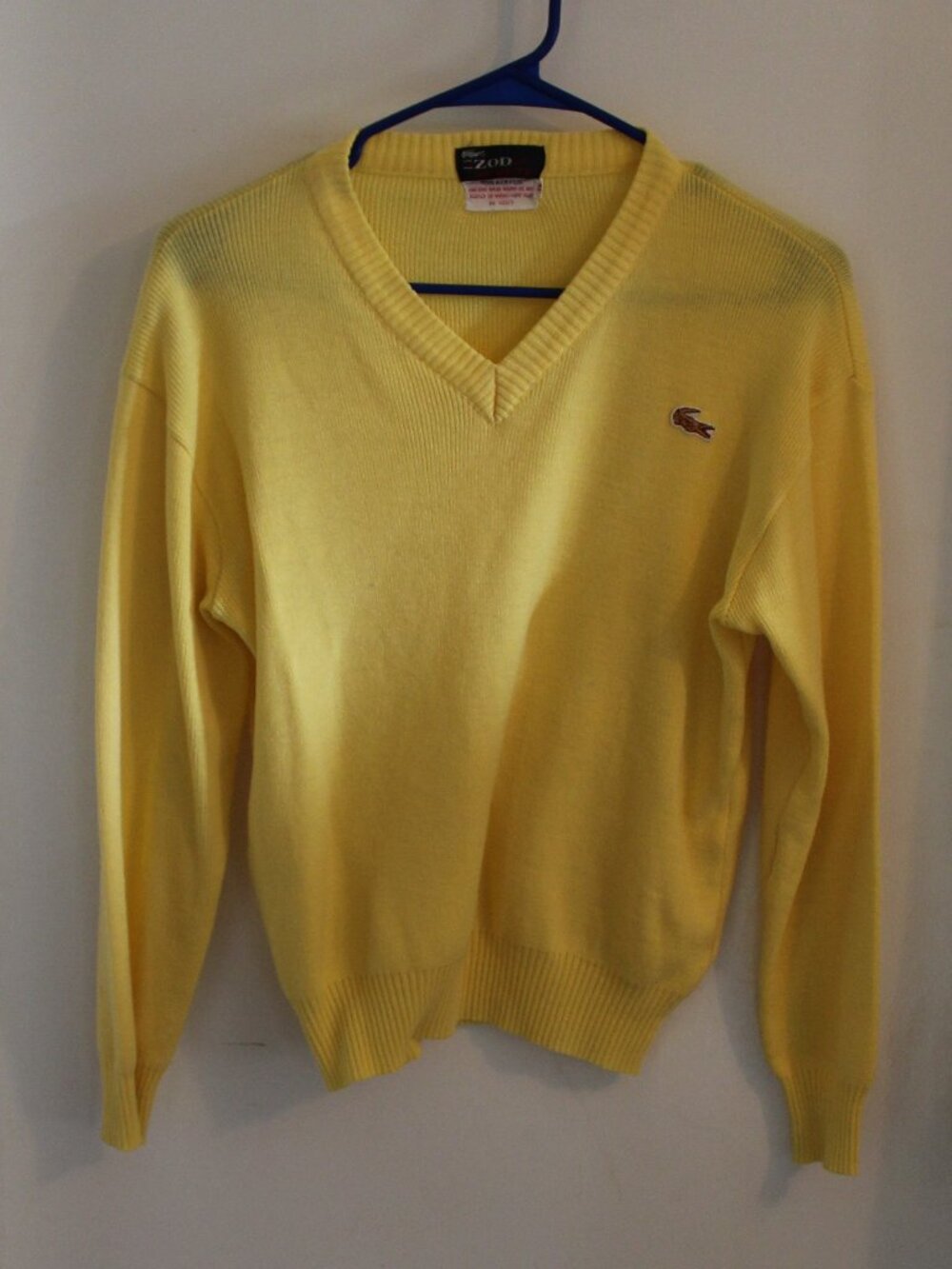 Vintage yellow Izod Lacoste V-neck pullover sweater Size 16